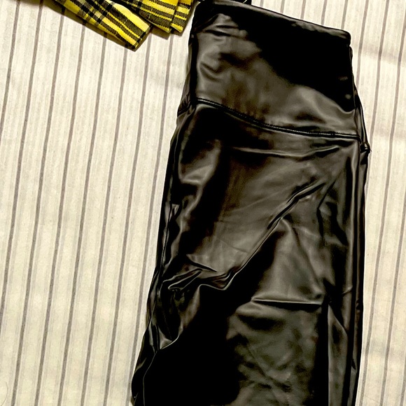 Black leather legging - Picture 1 of 4